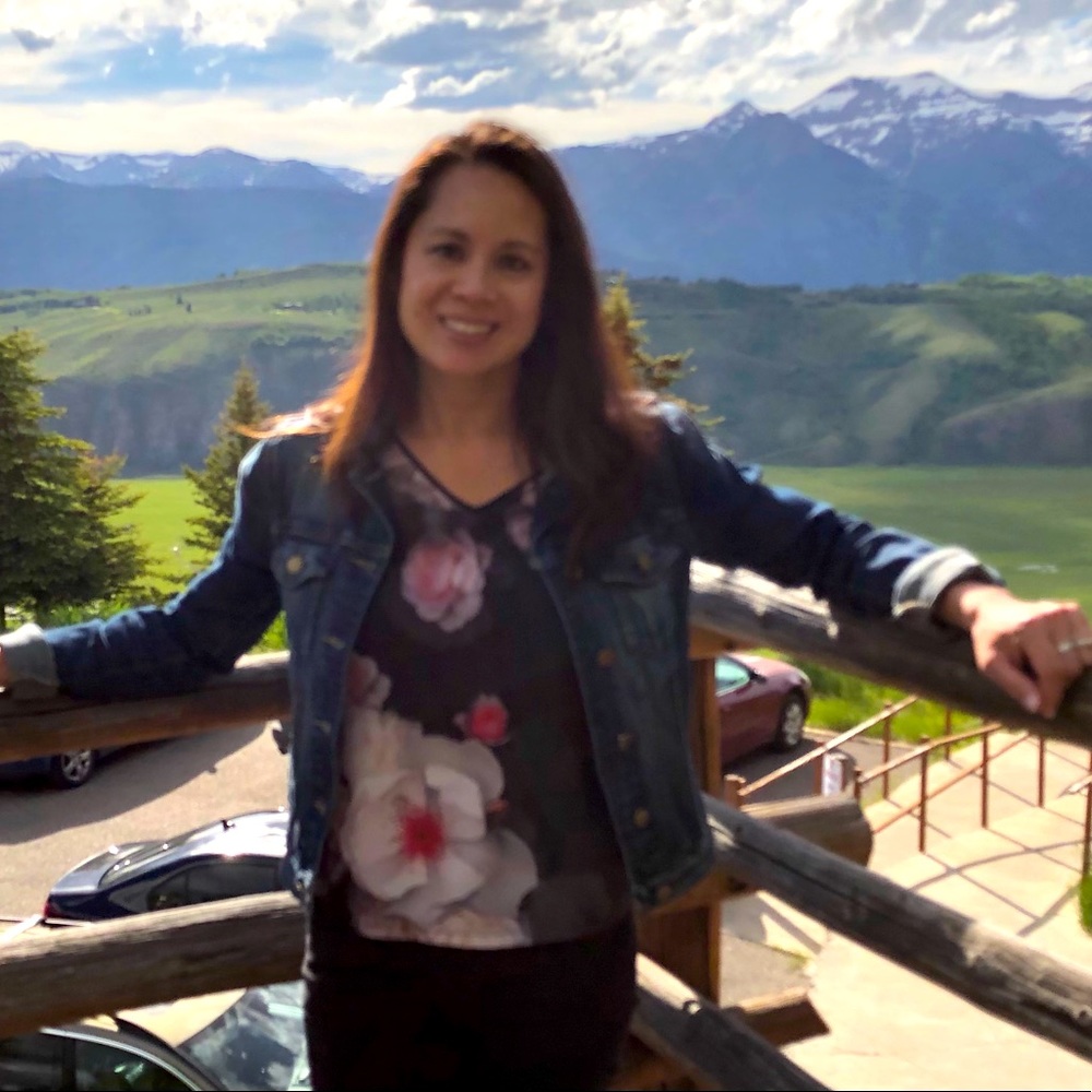 Meet your Posher, Maria